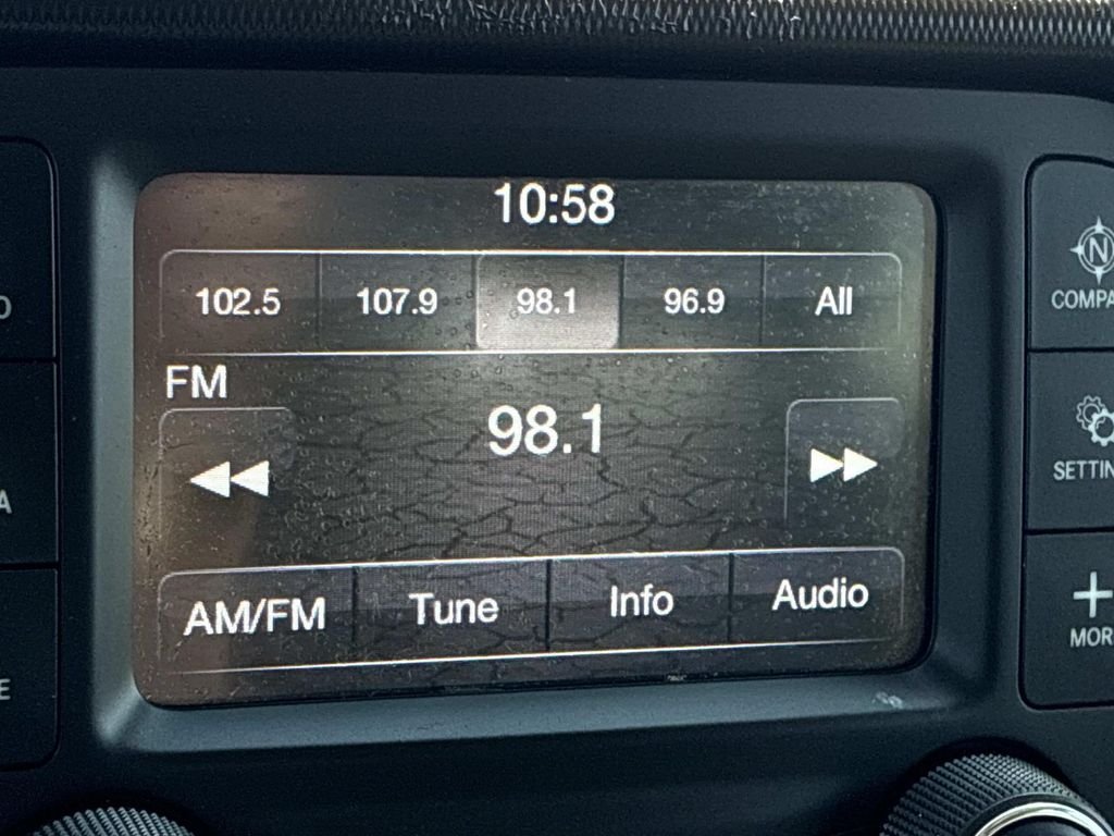 Used 2019 Red Jeep Unlimited Sport image 33