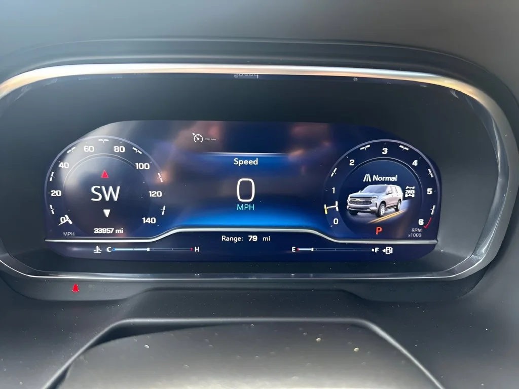 Used 2023 SUMMIT WHITE Chevrolet Premier image 27