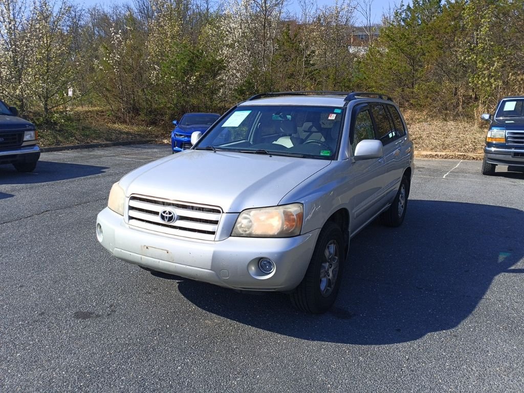 Used 2004 Toyota Highlander Base with VIN JTEEP21A540053881 for sale in Harrisonburg, VA