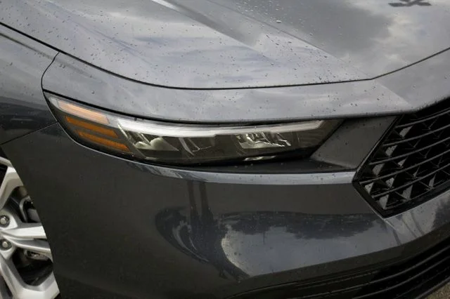 New 2026 Meteorite Gray Metallic Honda LX image 2