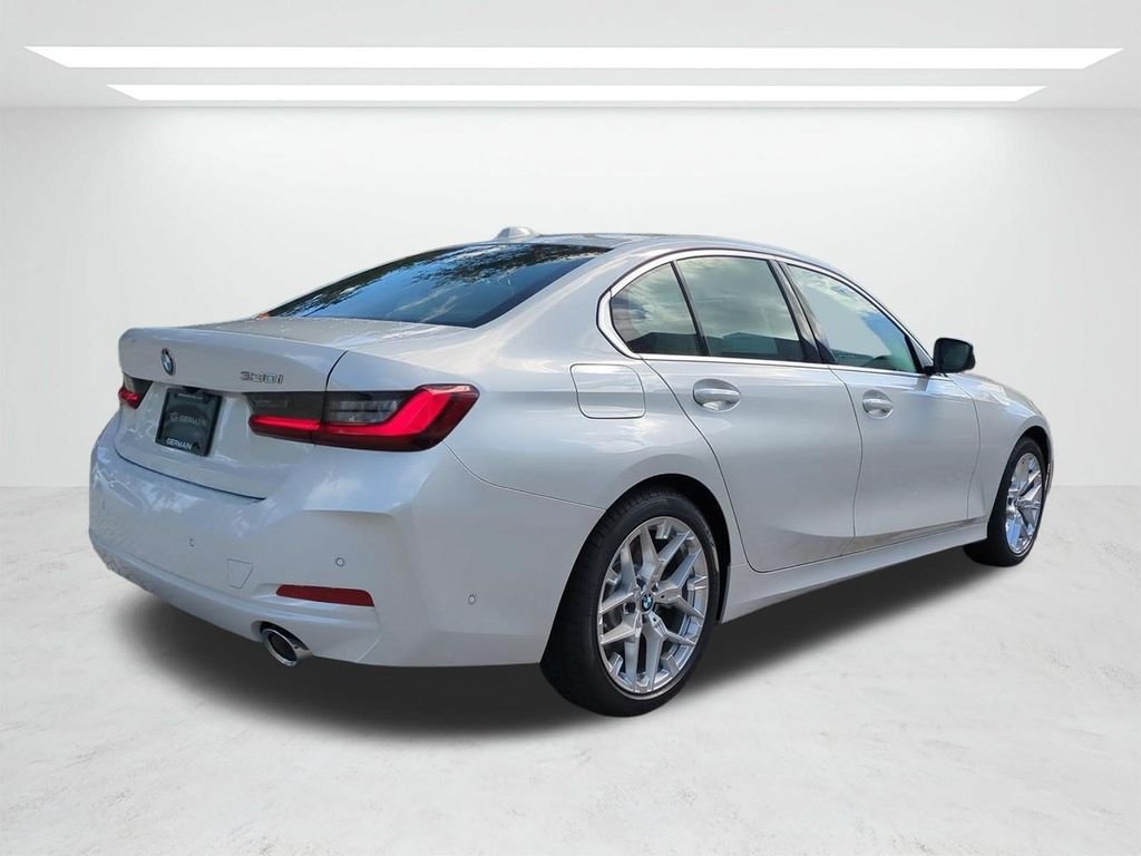 New 2026 Mineral White Metallic BMW 330i image 4