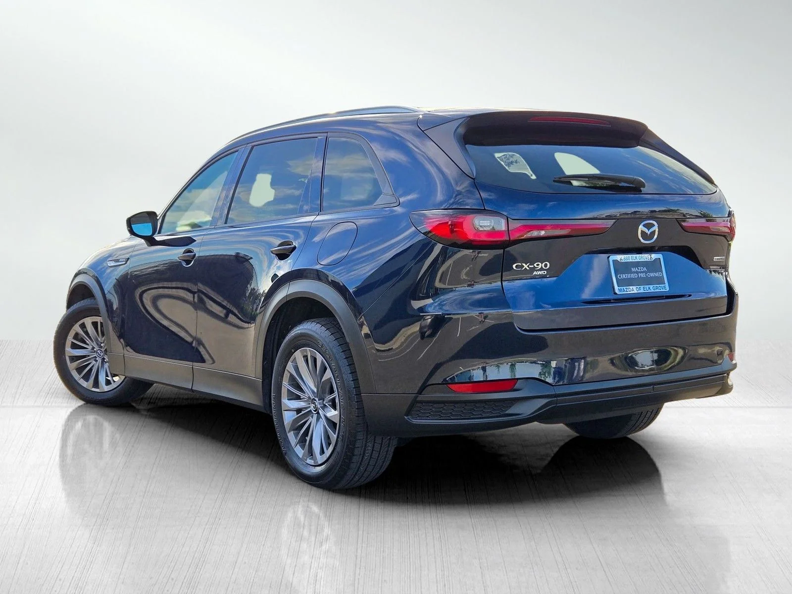 Certified Used 2024 Deep Crystal Blue Mica Mazda Preferred image 9