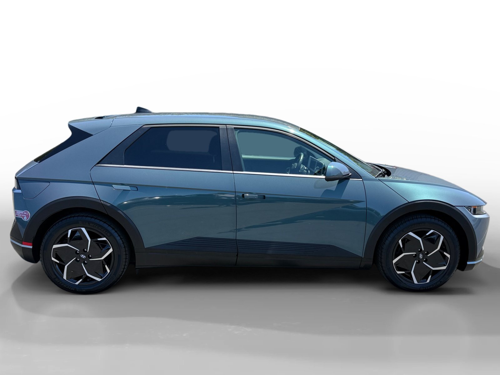 Certified Used 2024 Teal Hyundai SEL image 6