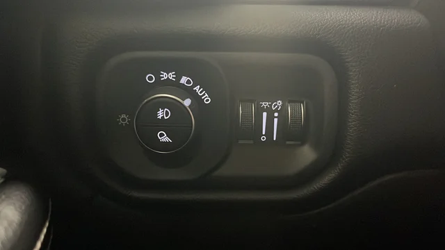 Used 2021 Red Ram Laramie image 31