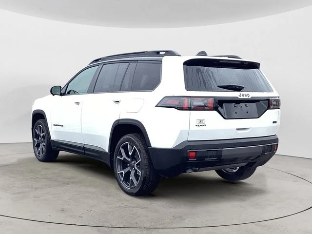 New 2026 Bright White Clearcoat Jeep OVERLAND 4X4 image 3