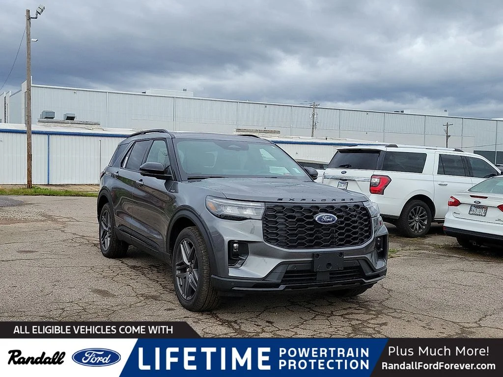 New 2026 Carbonized Gray Metallic Ford ST-Line image 1