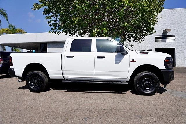 New 2026 Bright White Clear-Coat Exterior Paint RAM Tradesman image 7