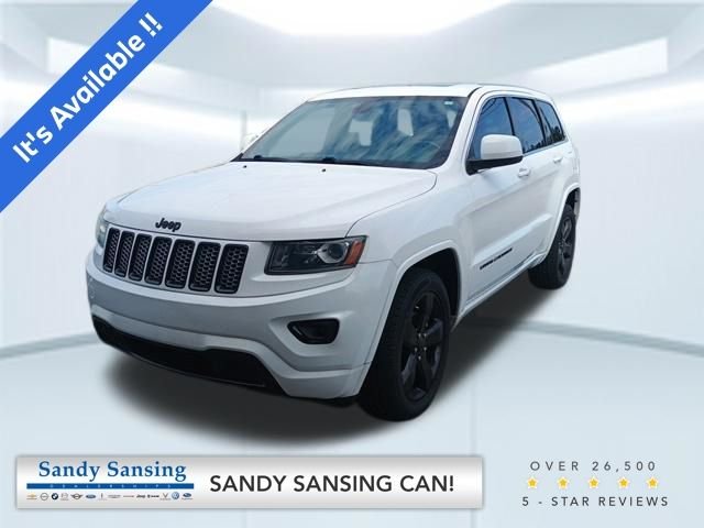 Used 2015 White Jeep Altitude image 1