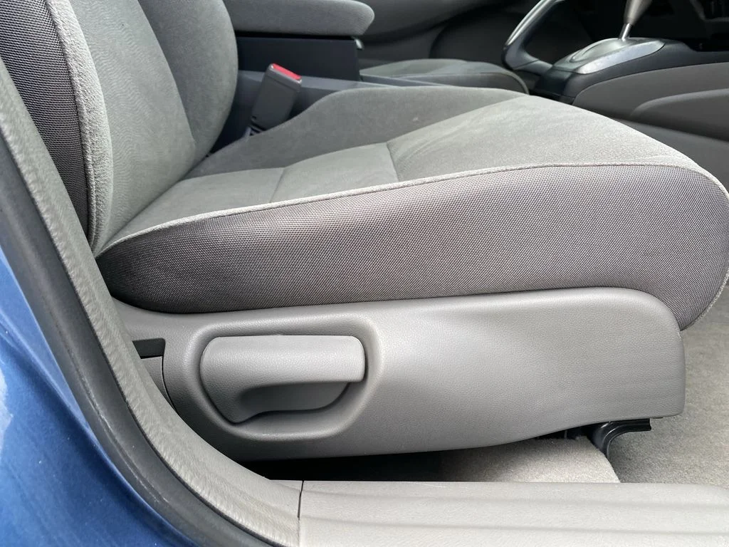 Used 2007 Atomic Blue Metallic Honda LX image 28