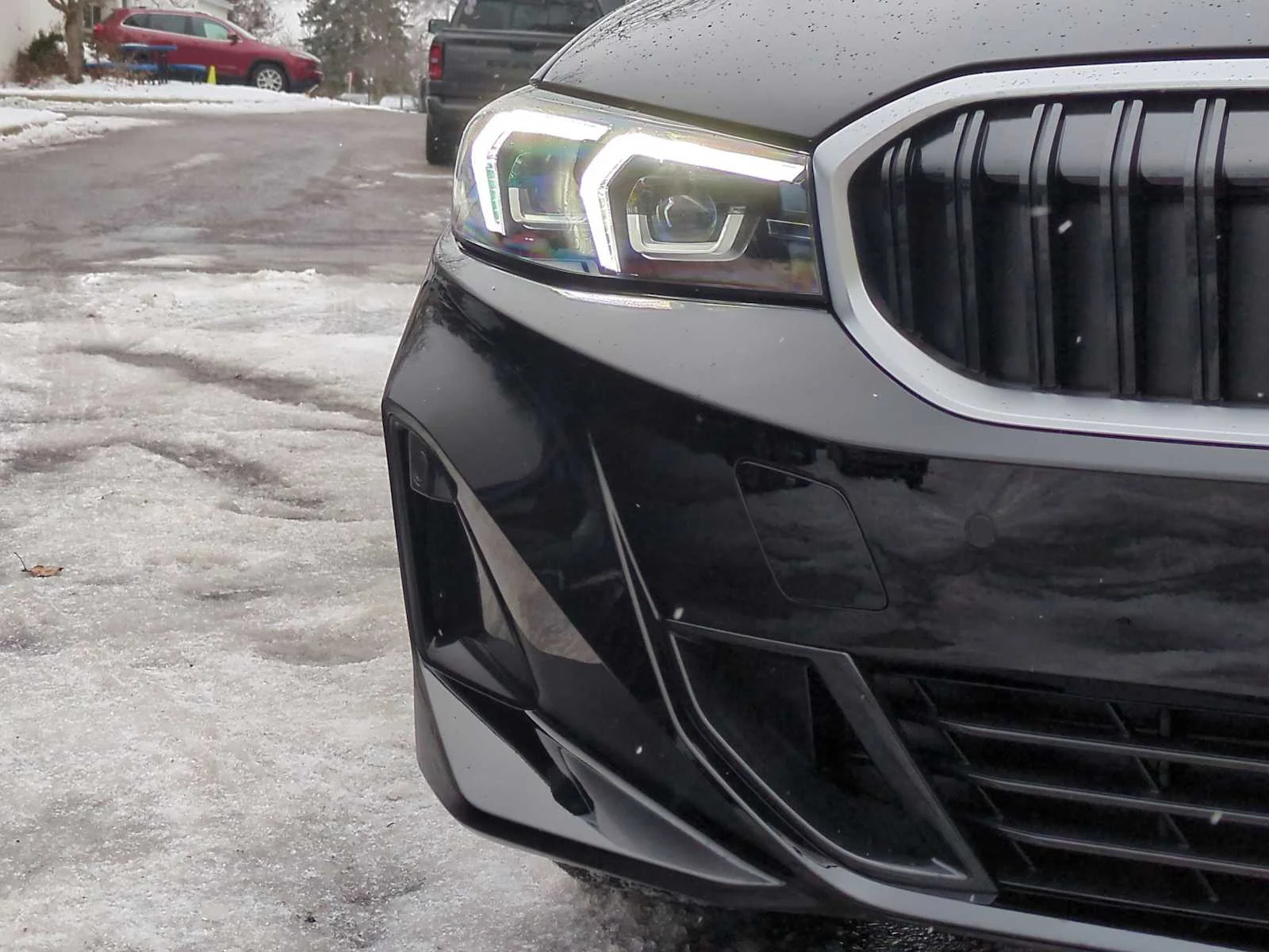New 2026 Jet Black BMW 330i NA xDrive image 11