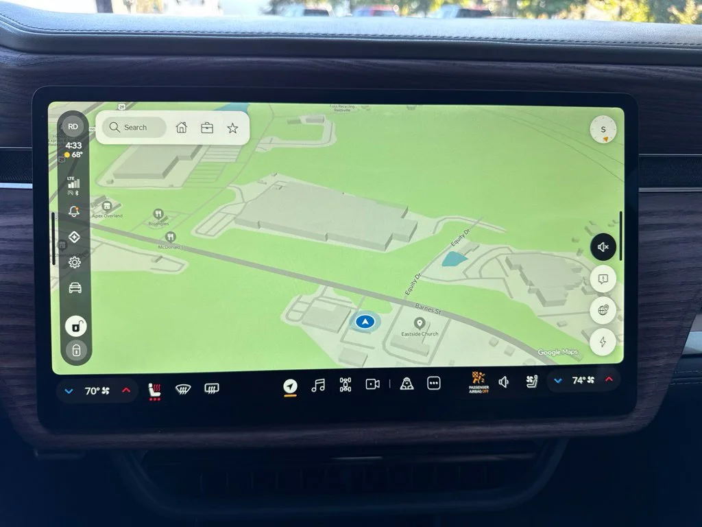 Used 2022 Black RIVIAN Adventure Package image 25