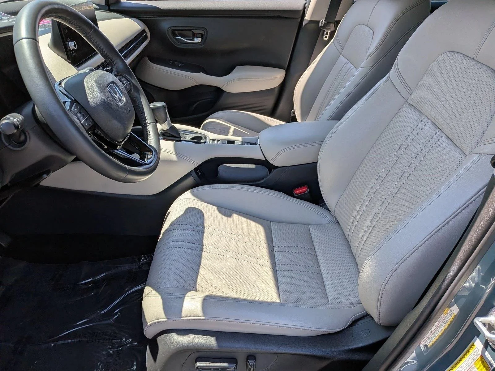 Used 2024 Blue Honda EX-L image 16