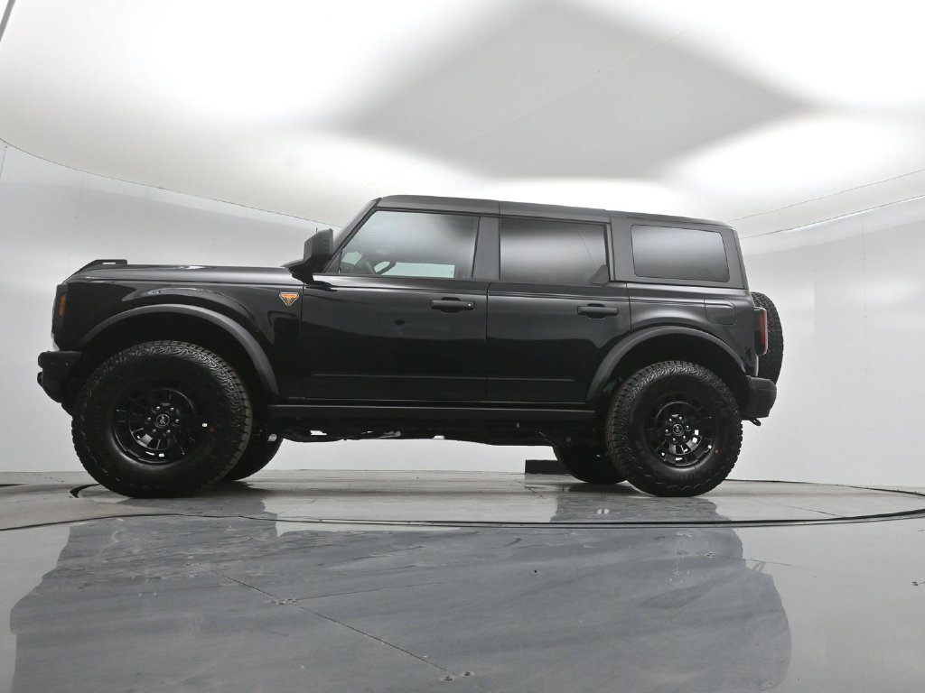 New 2026 Shadow Black Ford Badlands image 48