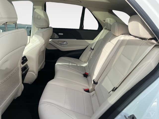 Used 2026  Mercedes-Benz GLE 450 image 13