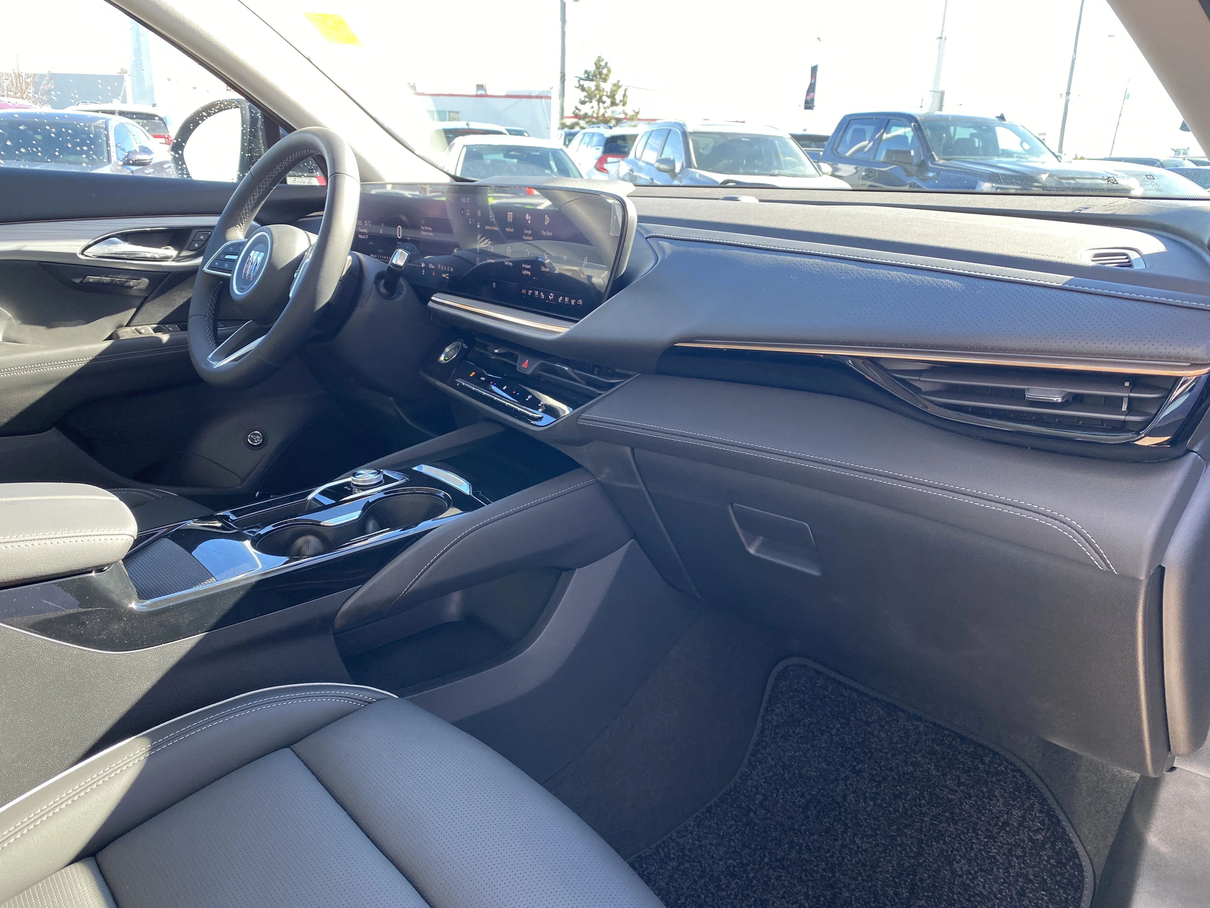 New 2026 EBONY TWILIGHT METALLIC Buick Avenir image 30