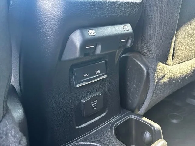 Used 2020 White Jeep Overland image 23
