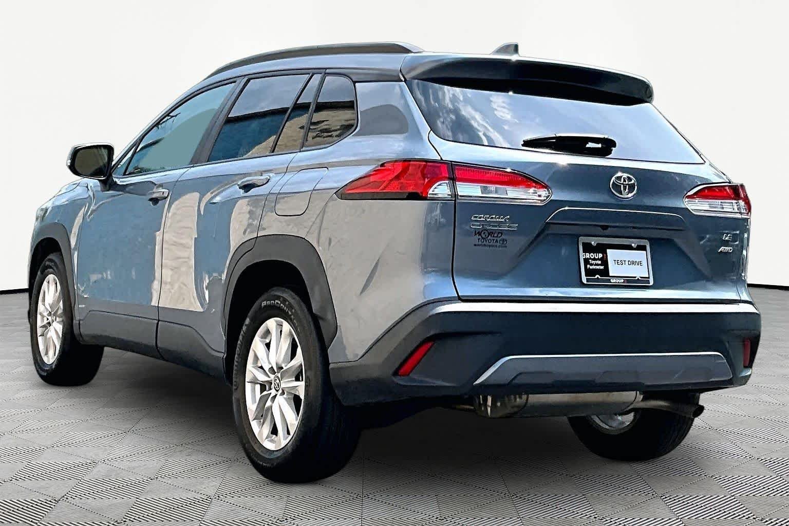 Used 2022 Celestite Toyota LE image 12