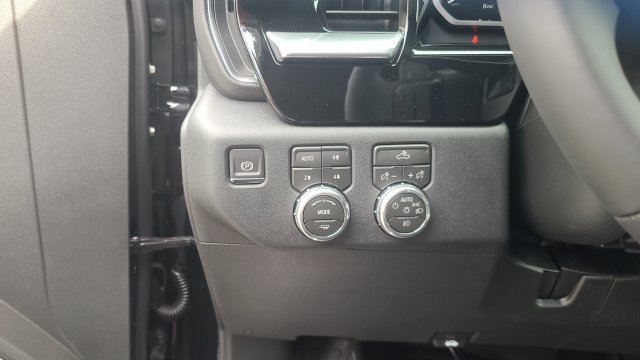 New 2026 Onyx Black GMC Elevation image 11