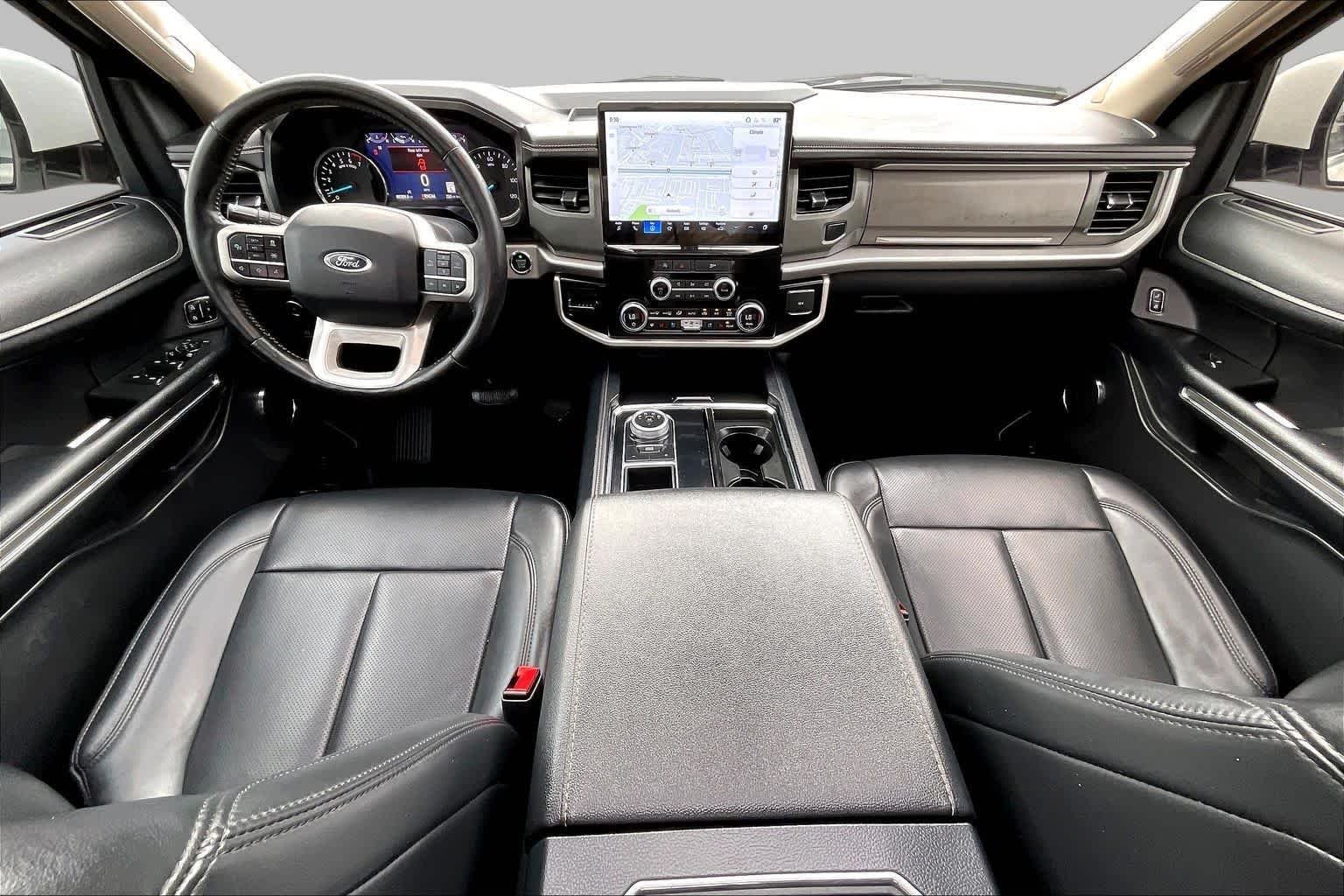 Used 2024 Star White Metallic Tri-Coat Ford XLT image 14