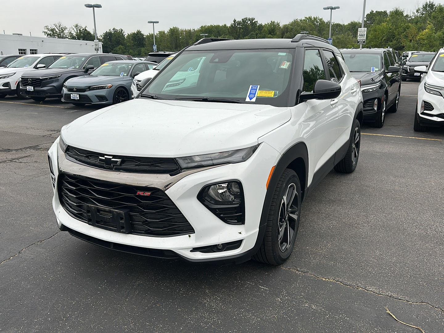 Used 2023 Summit White Chevrolet RS image 5