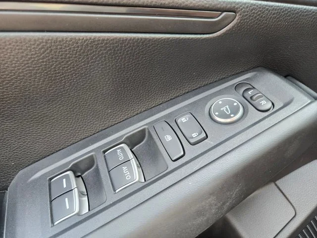 Used 2023 Gray Honda LX image 36