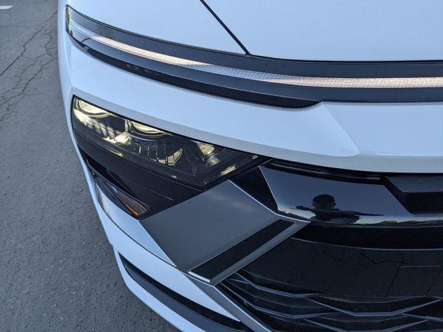 New 2026 White Hyundai SEL Sport image 9