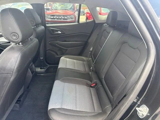 2025 Chevrolet Trax LT - Photo 28