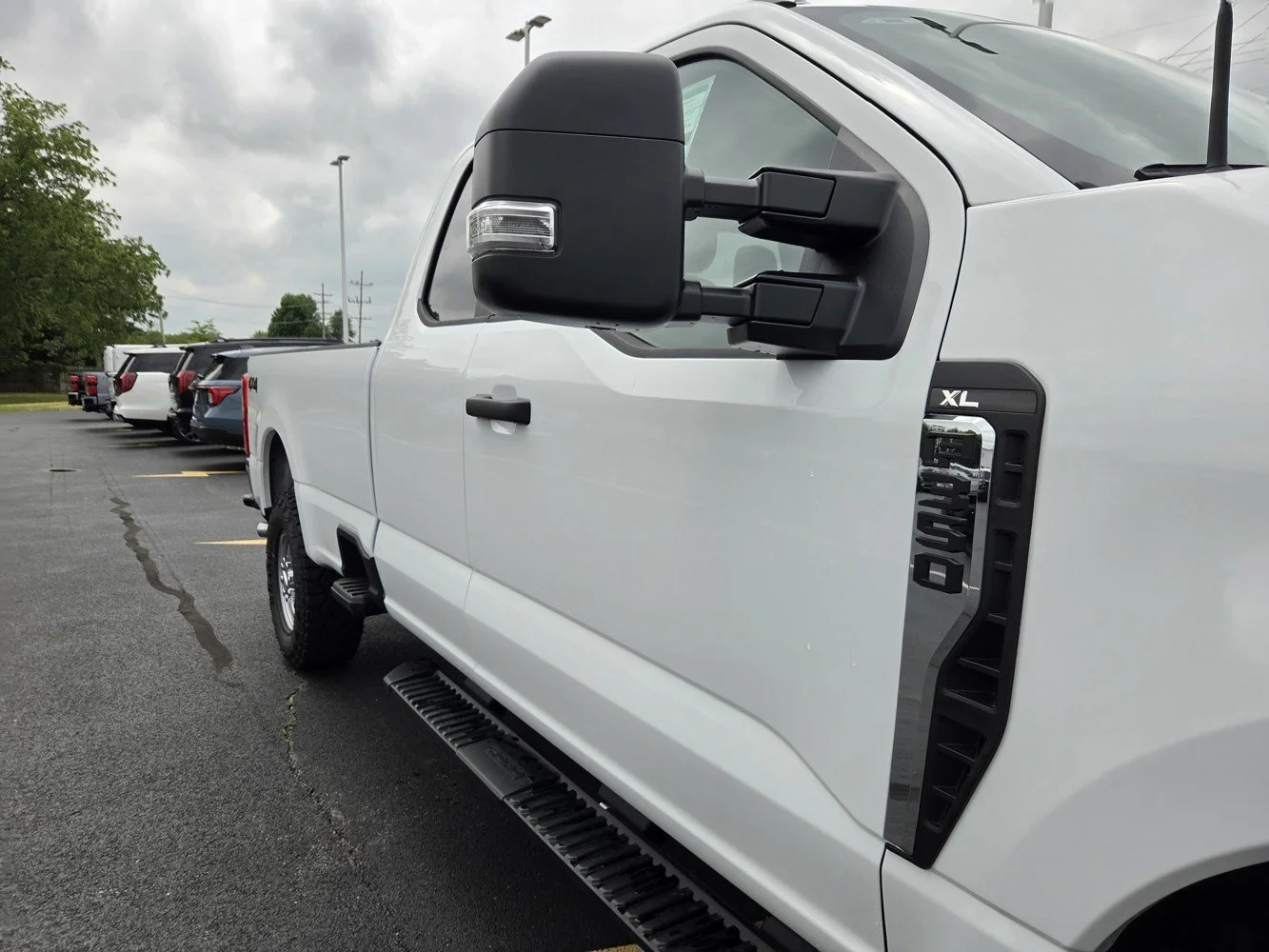 New 2026 Oxford White Ford XL image 27