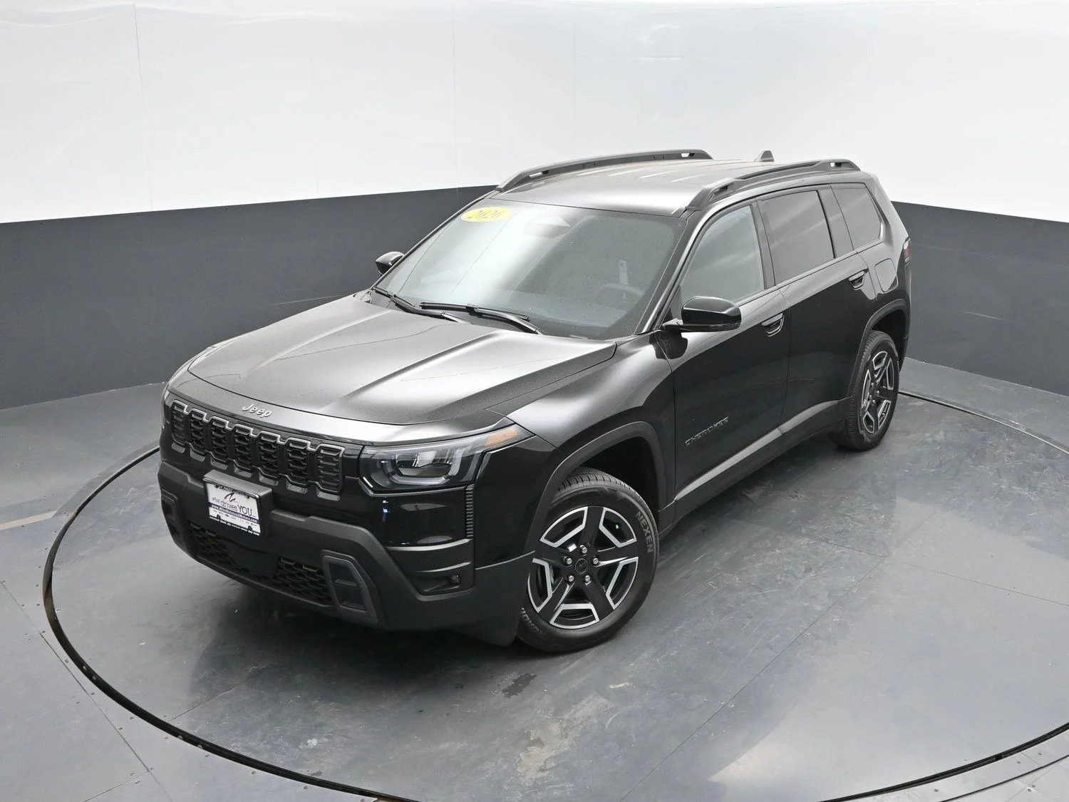 New 2026 Diamond Black Crystal Pearl-Coat Exterior Paint Jeep Limited image 37