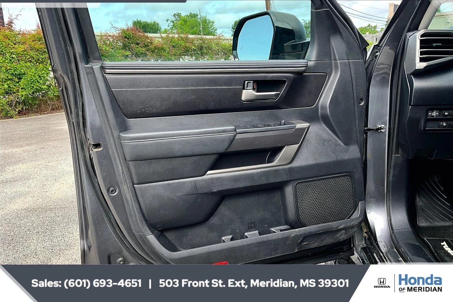 Used 2023 Magnetic Gray Metallic Toyota SR5 image 17