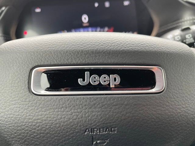 New 2026 Bright White Clearcoat Jeep Laredo Altitude image 16