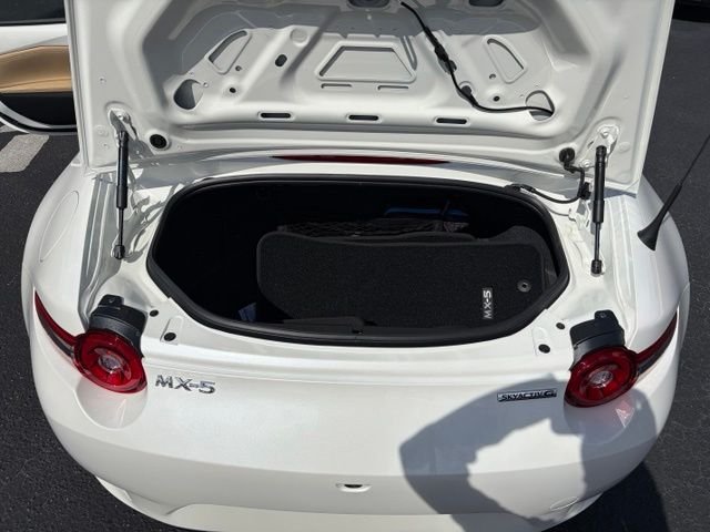 New 2026 Snowflake White Pearl Mazda Grand Touring image 9