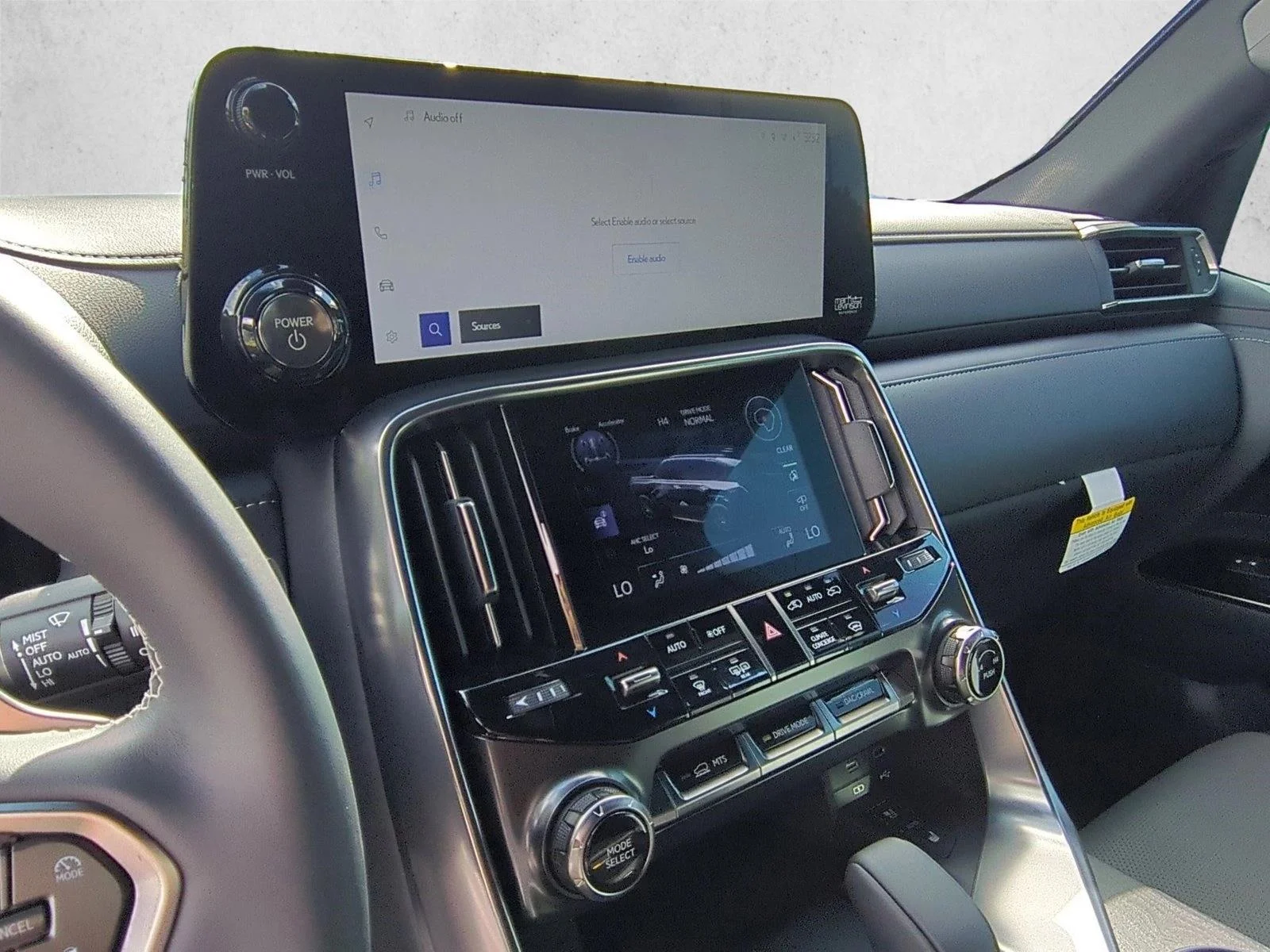 2025 Lexus LX 700h Overtrail - Photo 12