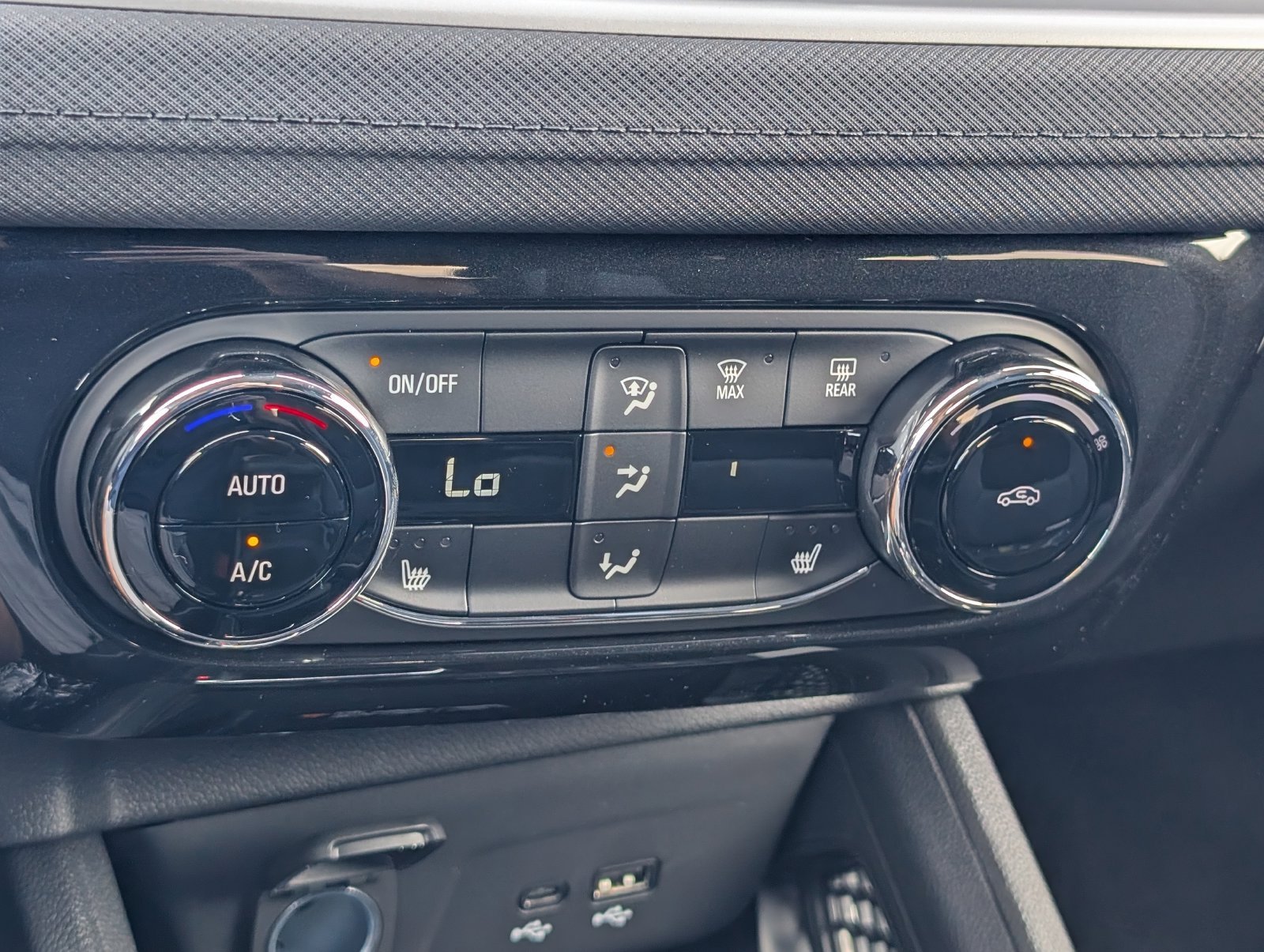 2026 Chevrolet Trailblazer LT - Photo 14