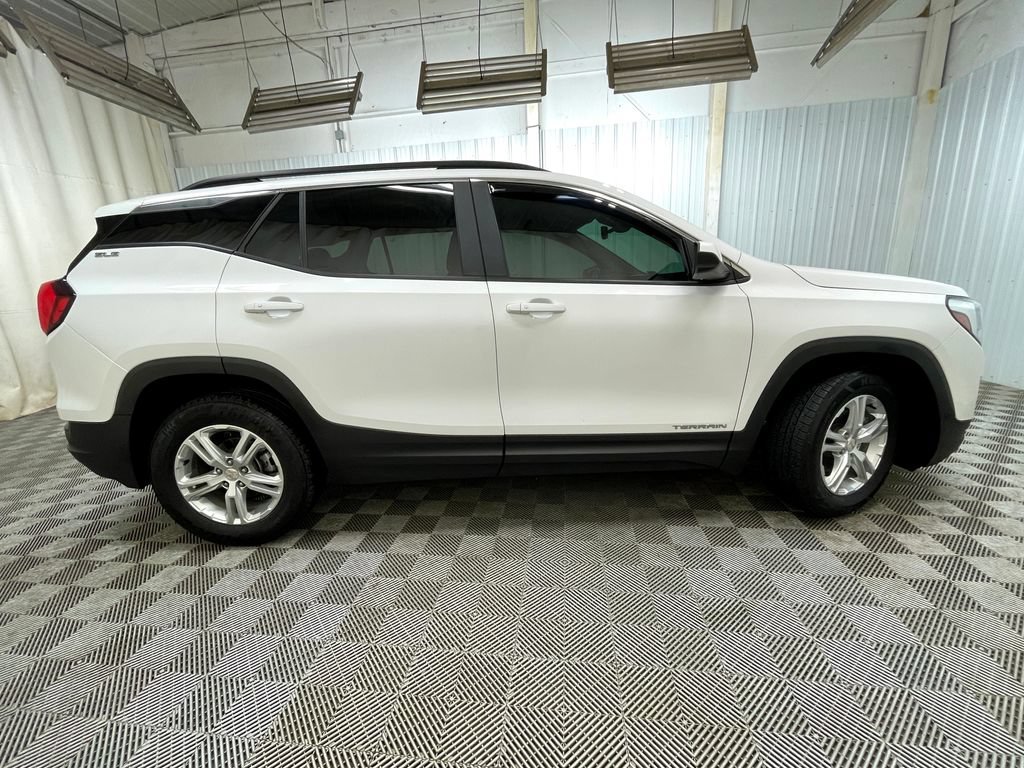 2021 GMC Terrain SLE - Photo 18