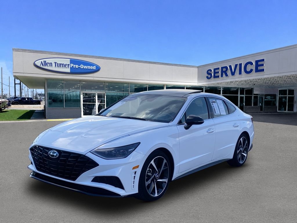 Used 2023 Serenity White Hyundai SEL Plus image 4