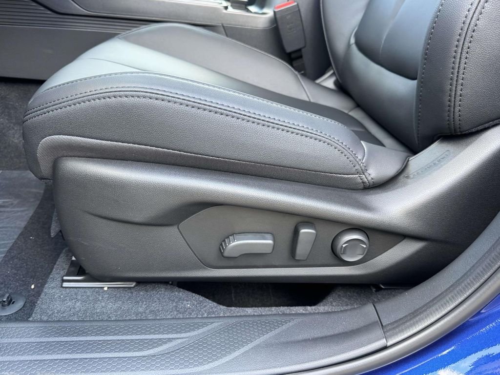 New 2026 SAPPHIRE BLUE PEARL Subaru Premium image 15