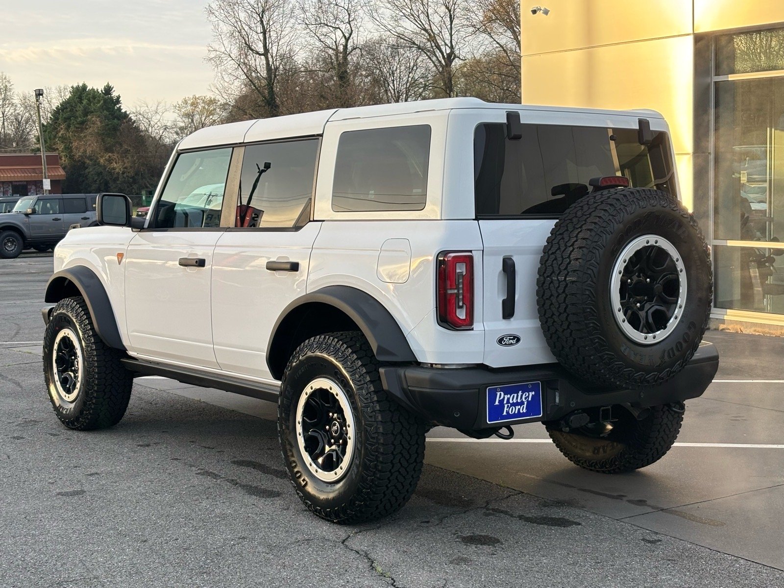 New 2026 Oxford White Ford Badlands® image 3