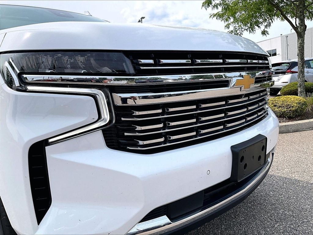 Used 2023 White Chevrolet Premier image 33