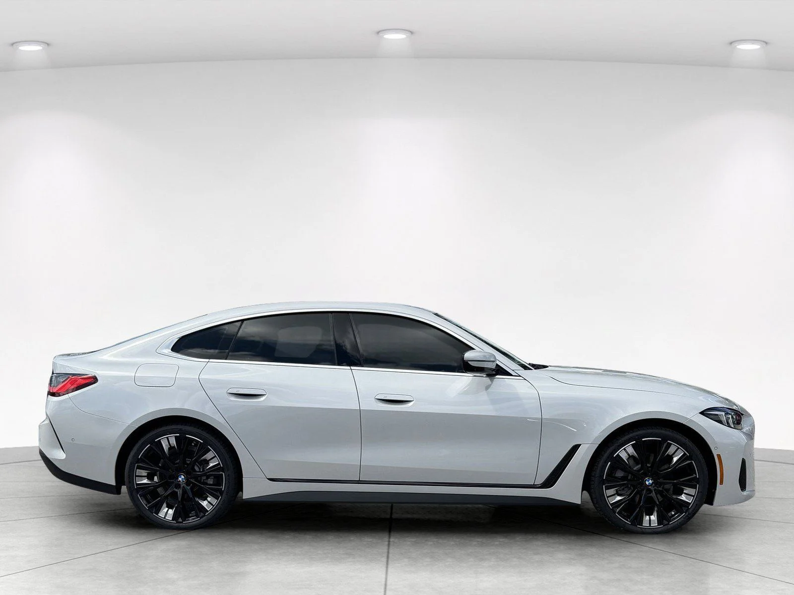 New 2026 White BMW 430i Gran Coupe image 2