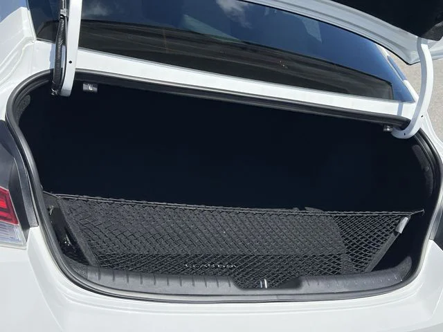 Used 2023 White Hyundai Blue image 35