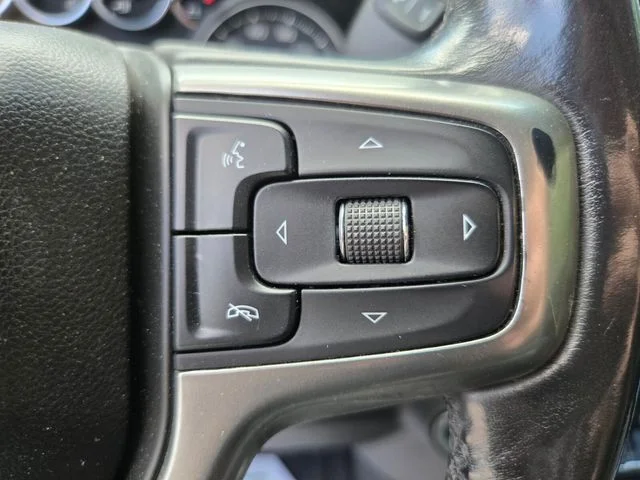 Used 2021 White Chevrolet RST image 33