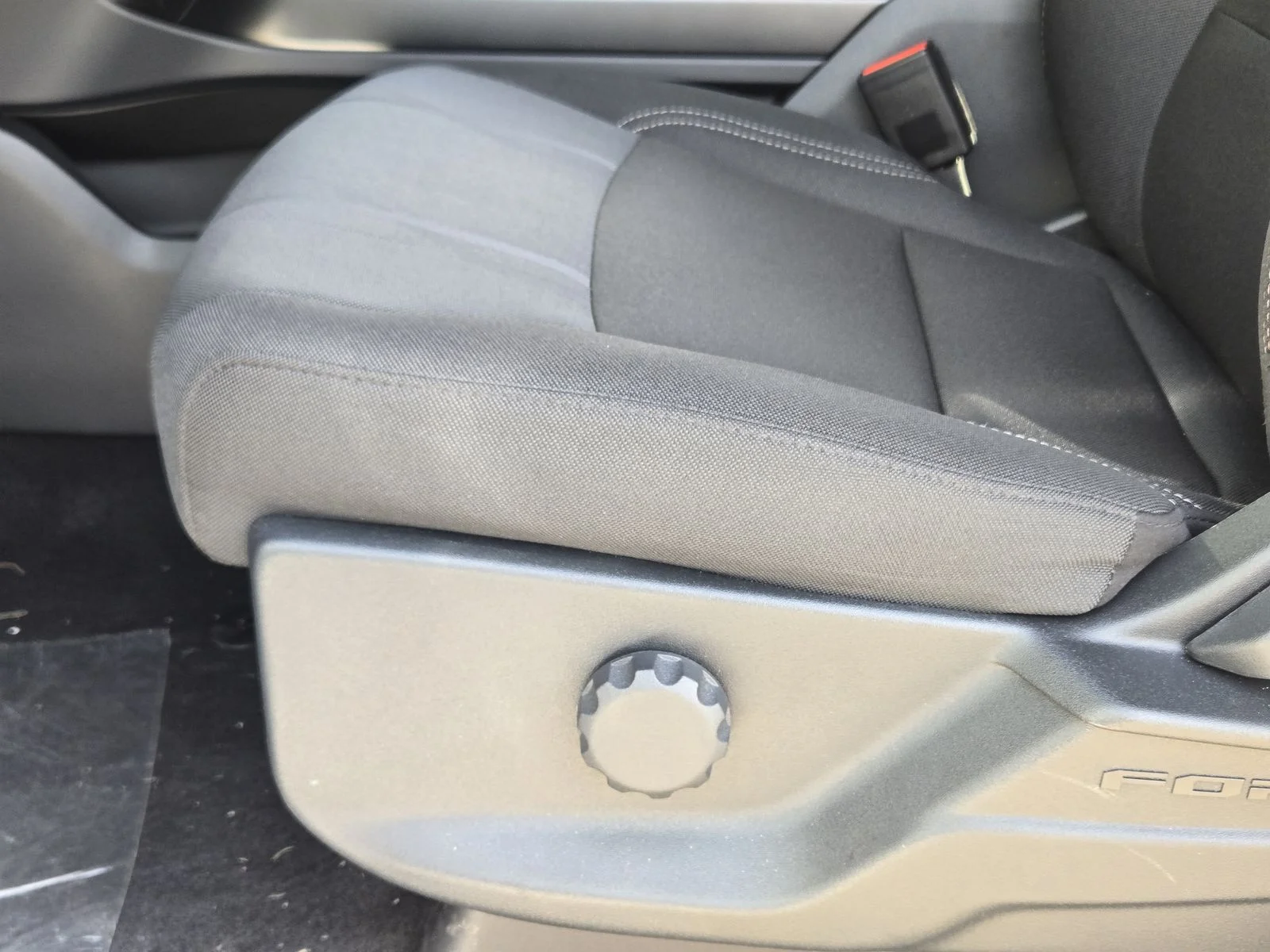 New 2026 Oxford White Ford STX® image 16
