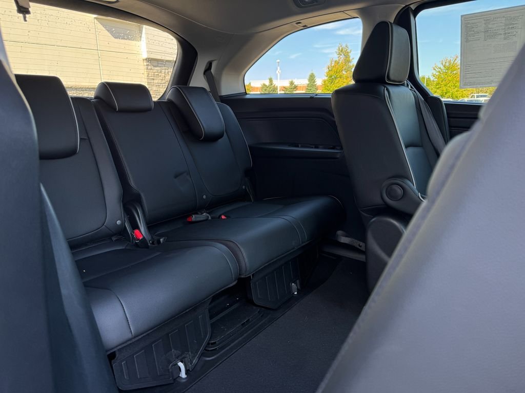 2026 Honda Odyssey Touring - Photo 26