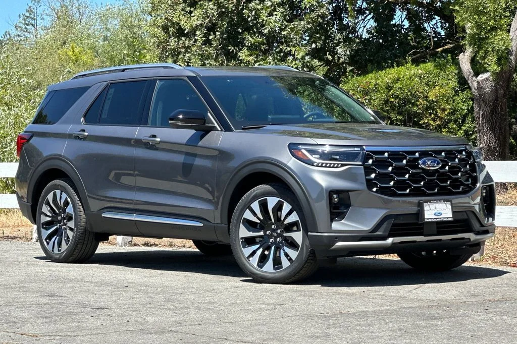New 2026 Gray Metallic Ford Platinum™ image 2