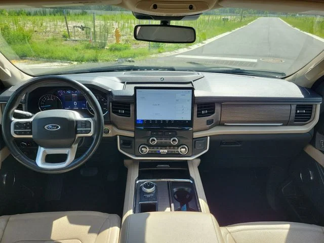 Used 2024 Blue Ford Limited image 12