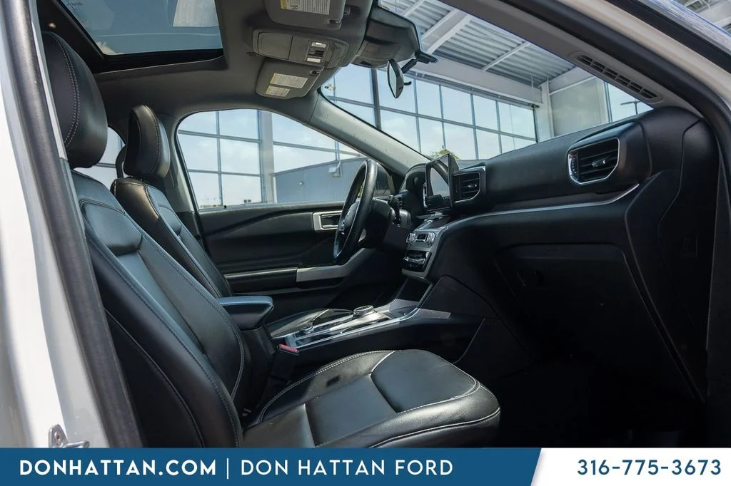 Used 2023 White Ford XLT image 26