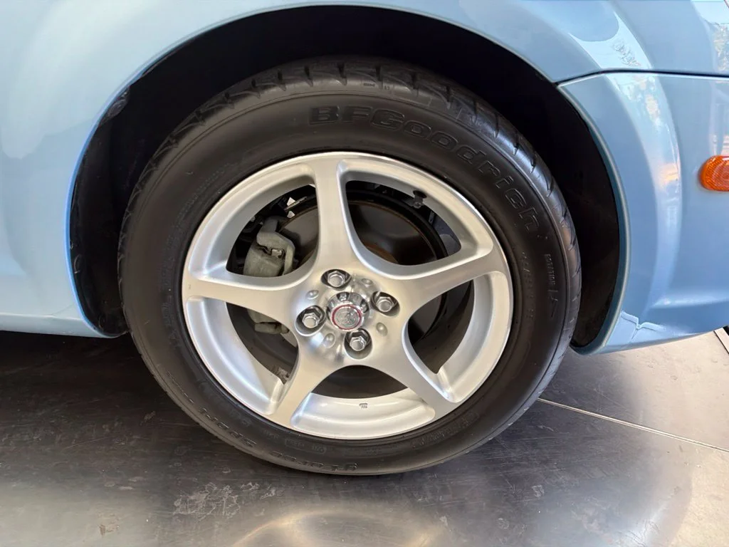Used 2003 Blue Toyota Base image 14