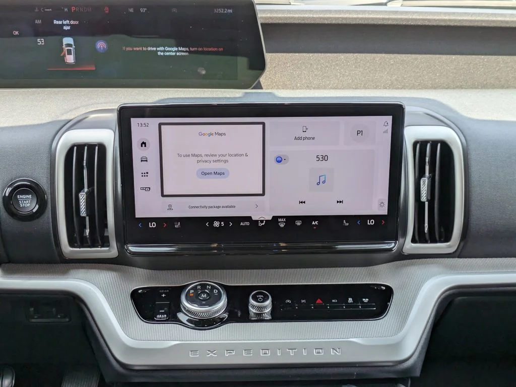 New 2026 Oxford White Ford Active image 19