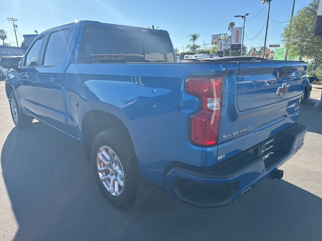 2022 Chevrolet Silverado 1500 RST photo 3